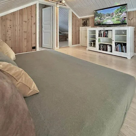 Moderne Familiehytte Ved Skiheisen Flå